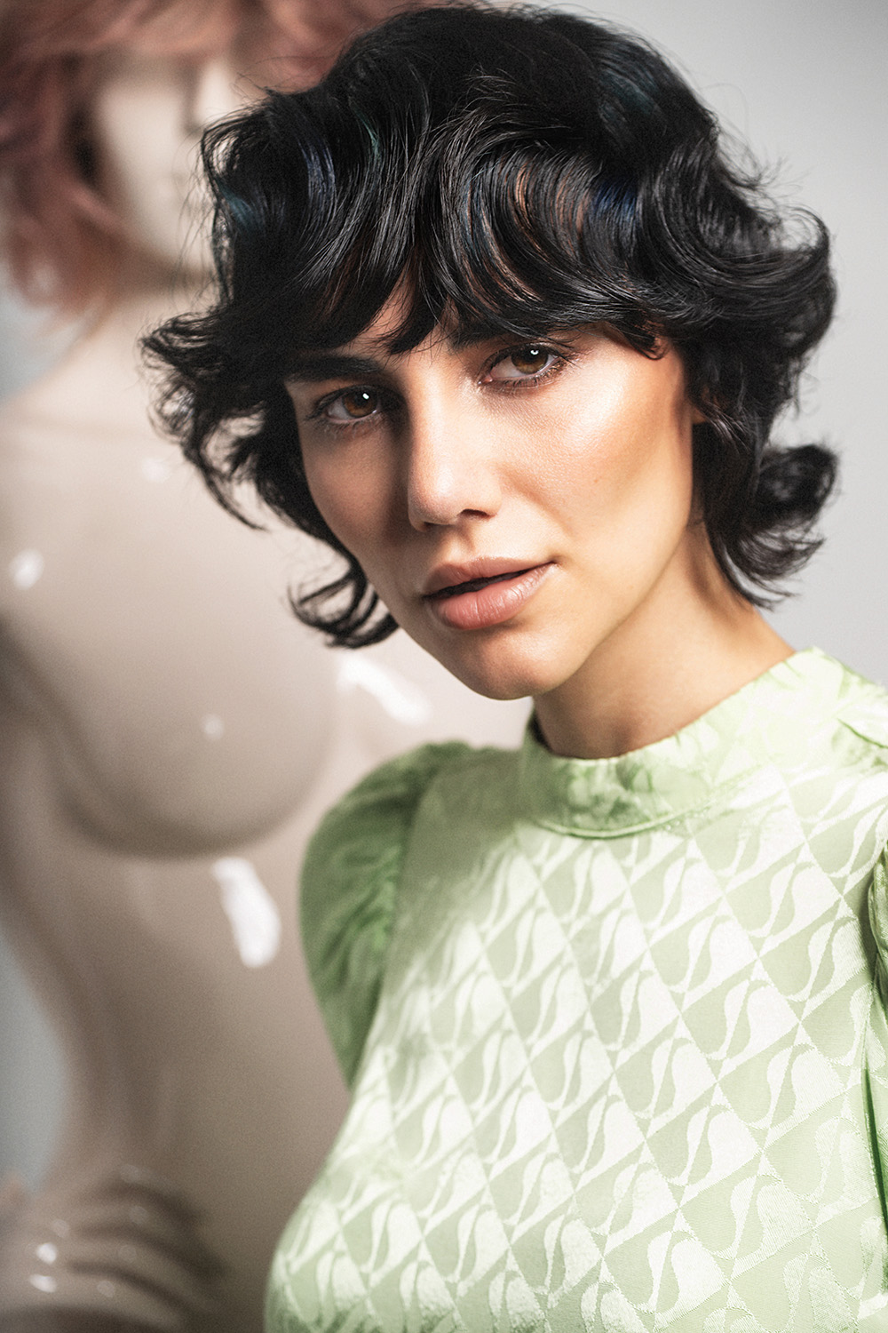 Short French Bob - Pivot Point International - Authenticity Collection